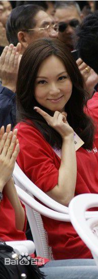 陈美诗(Macy Chan)关怀长者心实现千岁愿素颜照相册