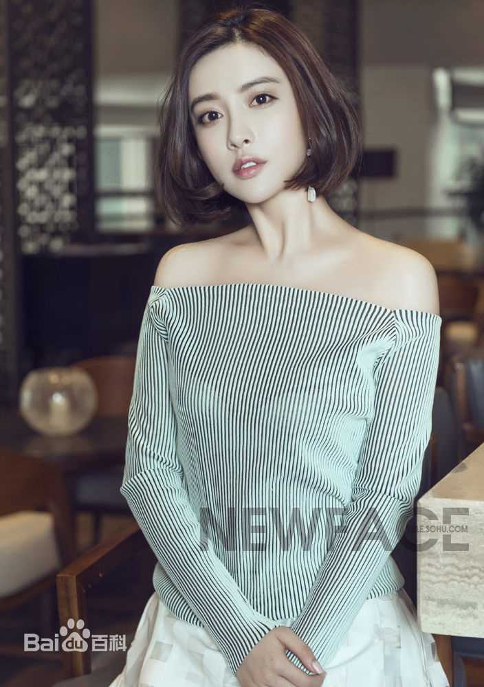 孟子义(Zoey)最新壁纸