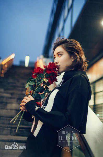 孟子义(Zoey)ELLESHOP素颜照相册