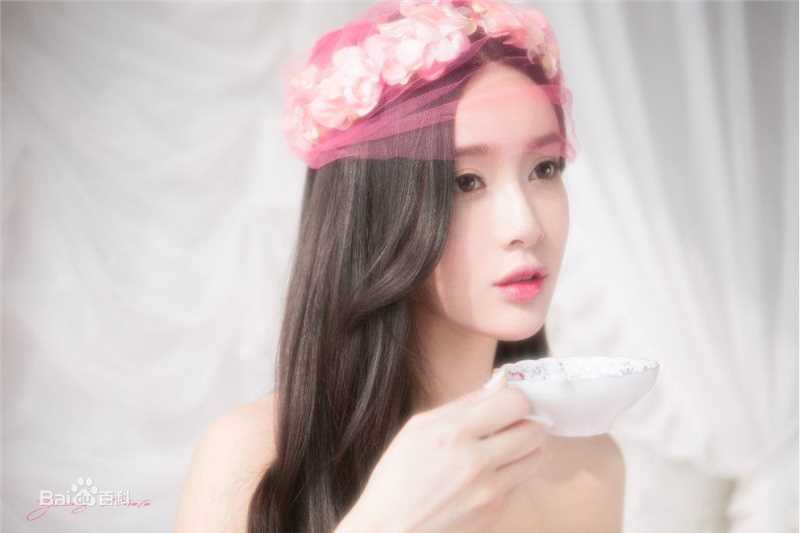 孟子义(Zoey)高清粉色图集