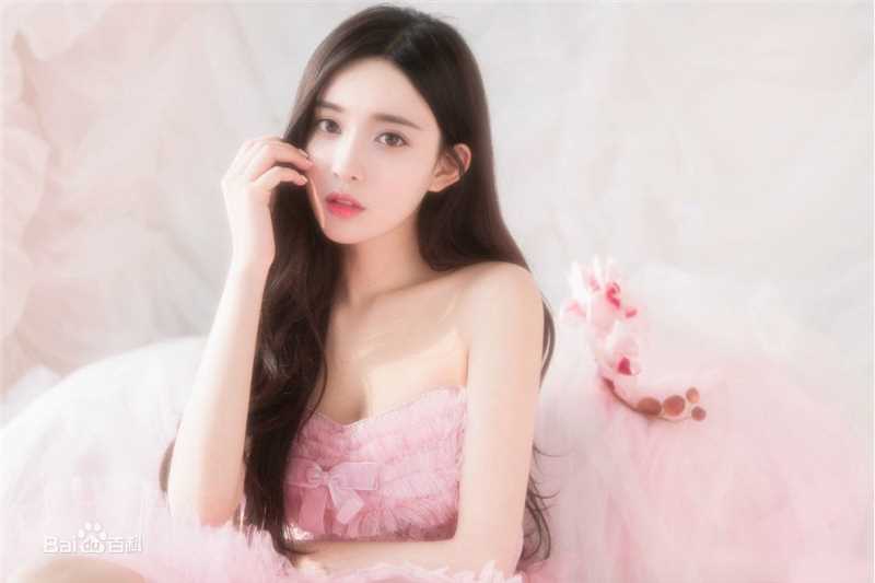 孟子义(Zoey)高清粉色图集