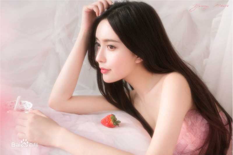 孟子义(Zoey)高清粉色图集