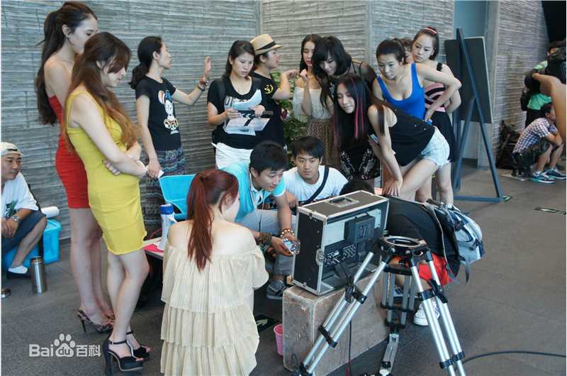 王子(prince)娱乐圈系列电影之《姐妹》最新剧照