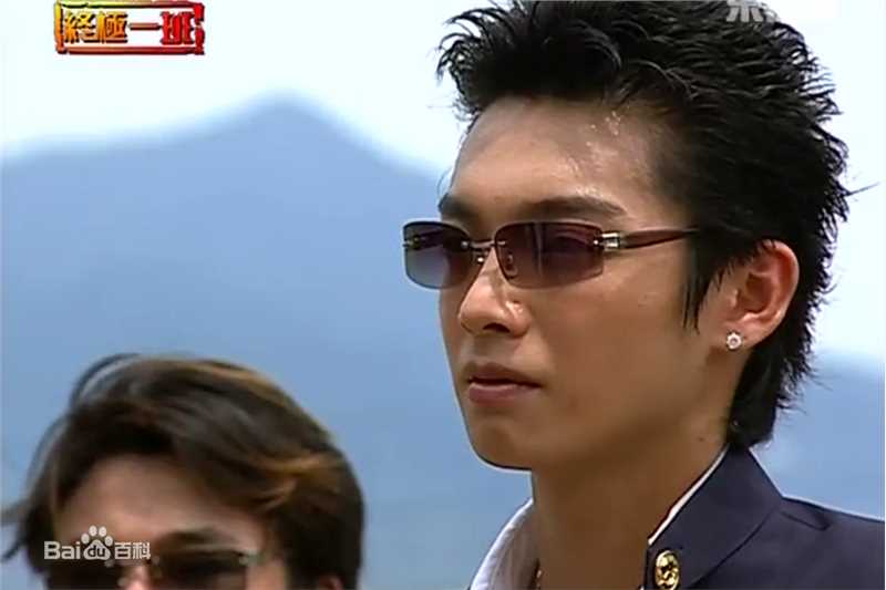 辰亦儒(Calvin)王亚瑟生活照