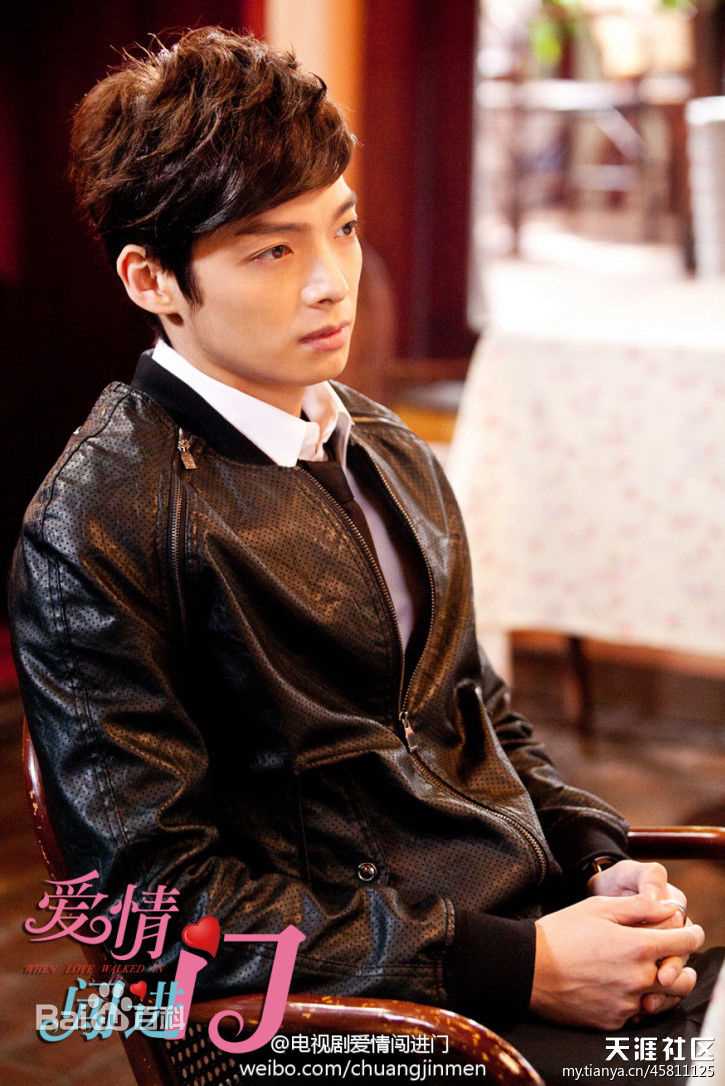 辰亦儒(Calvin)秦雨江素颜照相册