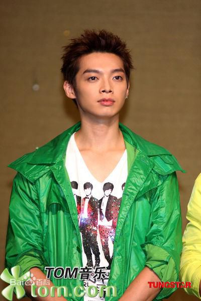 辰亦儒(Calvin)2009年飞轮海小巨蛋演唱会生活照