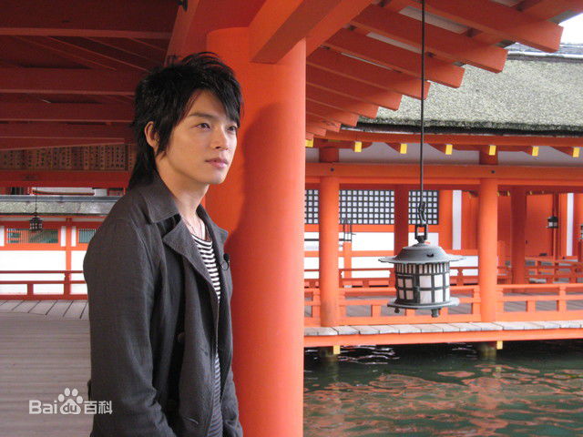 辰亦儒(Calvin)生活照性感图片图集