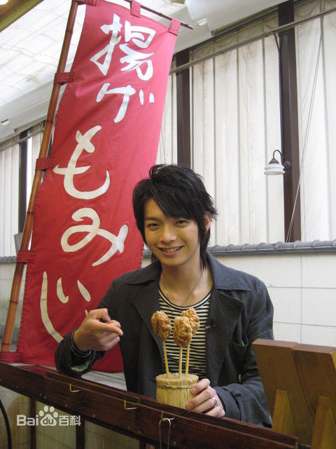 辰亦儒(Calvin)生活照性感图片图集