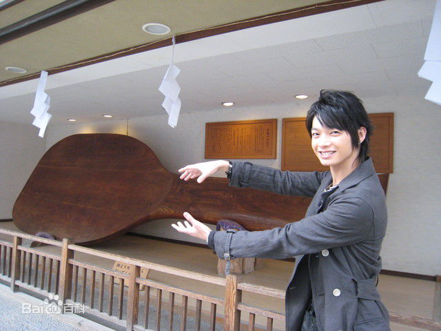 辰亦儒(Calvin)生活照性感图片图集