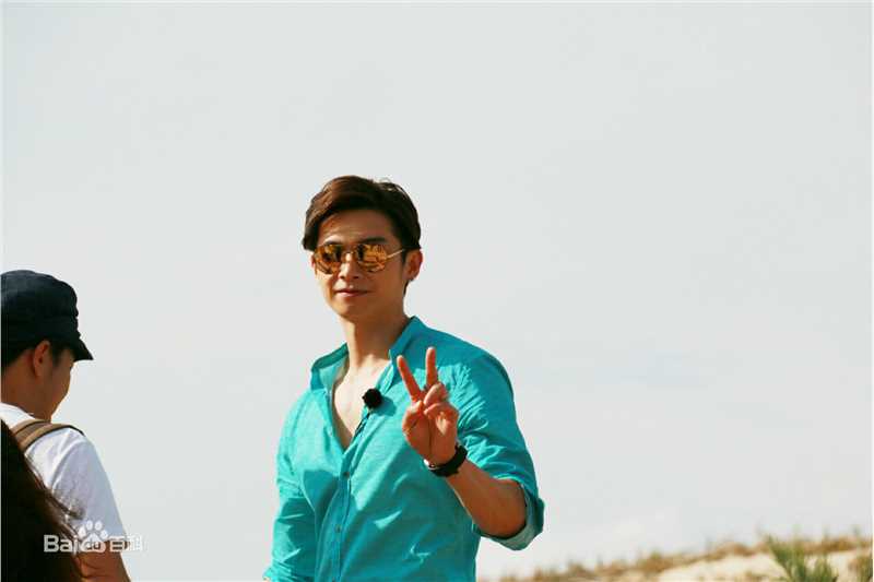 辰亦儒(Calvin)活动照壁纸壁纸