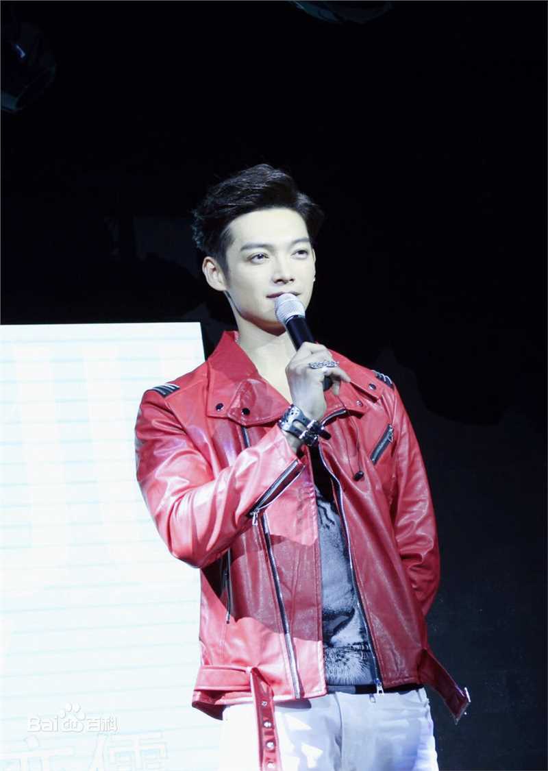 辰亦儒(Calvin)活动照壁纸壁纸