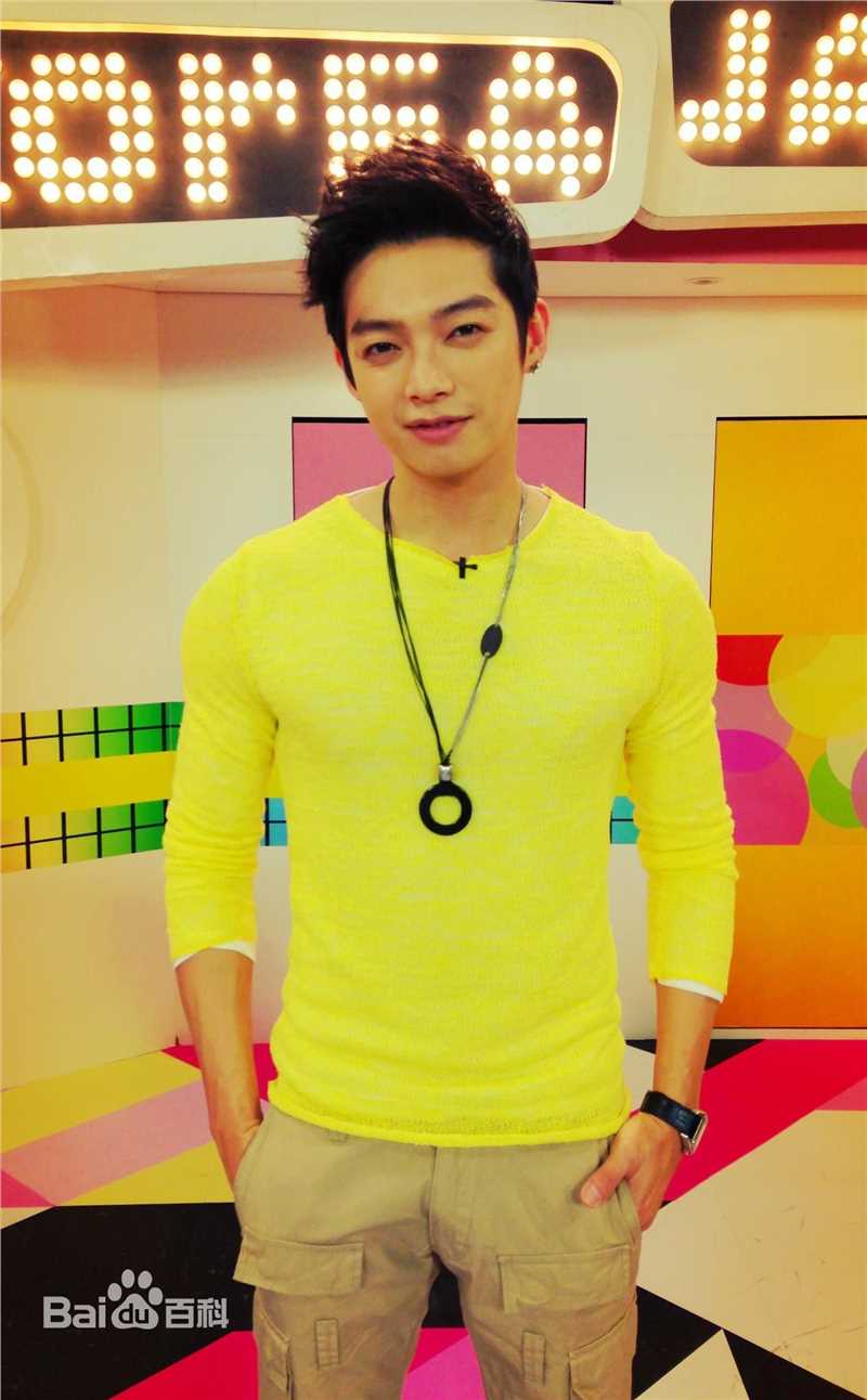 辰亦儒(Calvin)活动照壁纸壁纸