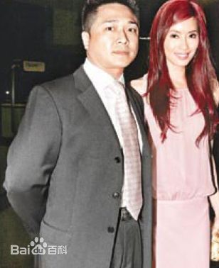 彭文坚的生活照图册