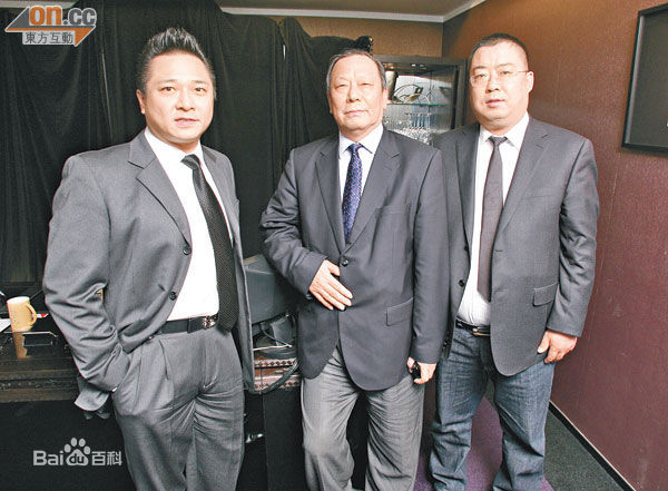 彭文坚的生活照图册