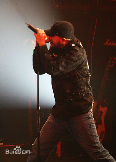 张震岳(Chang, Csun Yuk)演唱会形象1性感图片壁纸