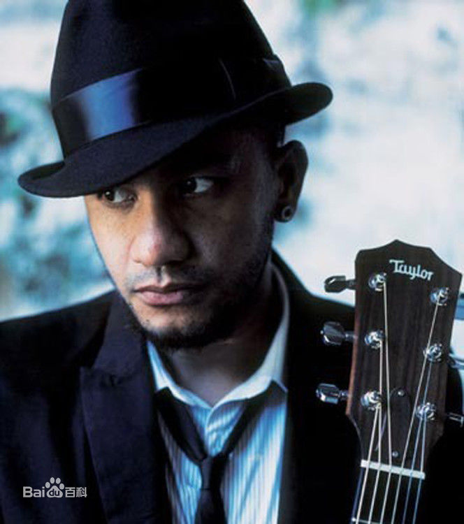 张震岳(Chang, Csun Yuk)专辑素颜照相册