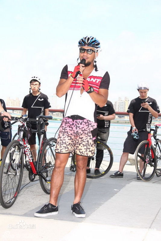 张震岳(Chang, Csun Yuk)精彩图册