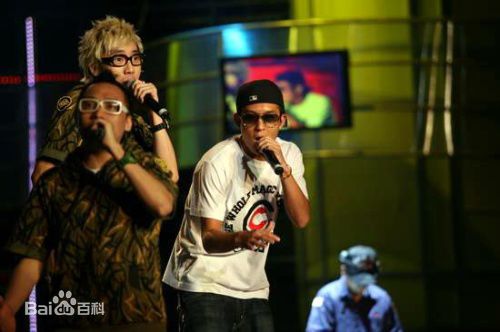 陈奂仁活动照素颜照壁纸