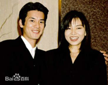 最新唐泽寿明(Toshiaki Karasawa)壁纸