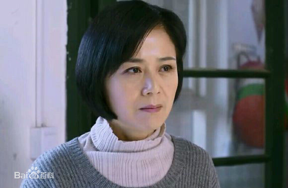 张建新《奇葩一家亲》闻红梅 剧照