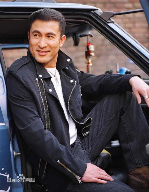 最新肖荣生性感图片