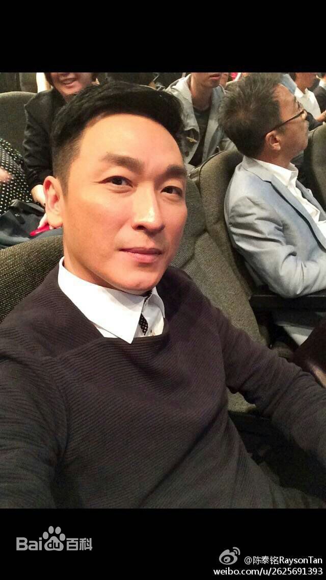 陈泰鸣(Rayson Tan)的生活照（来自微博）素颜照相册