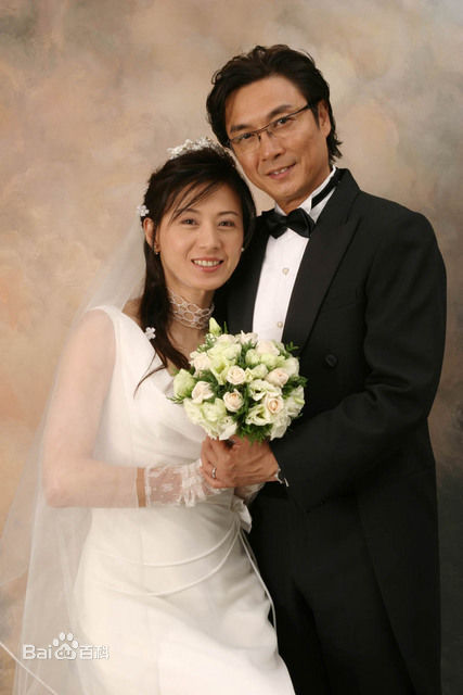 涂善妮(SunnyTu)婚纱照性感图片图集