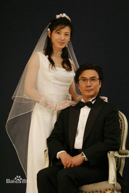 涂善妮(SunnyTu)婚纱照性感图片图集