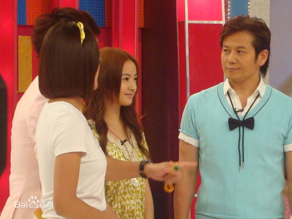 徐乃麟出席活动图片图册