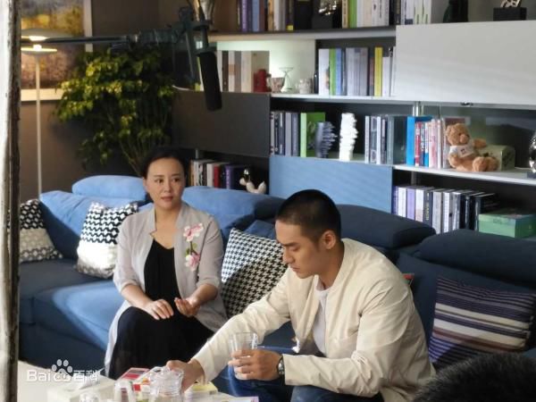 精选范春霞在《米露露求爱记》楚母中的图册