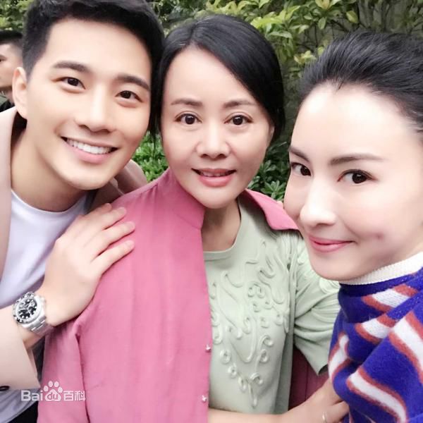 最优质范春霞在《如果爱》陈淑英中的相册