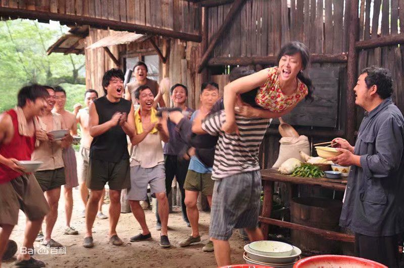 高清范春霞在《遥远的天熊山》饰李嫦娥中的图集