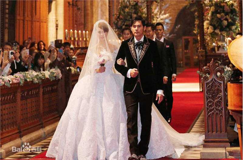 昆凌(Hannah Quinlivan)周杰伦婚纱照素颜照相册