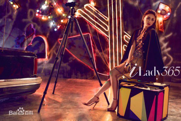 昆凌(Hannah Quinlivan)【优家画报】素颜照壁纸