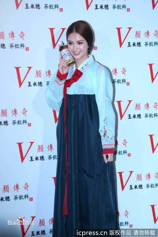 昆凌(Hannah Quinlivan)出席活动图片图集