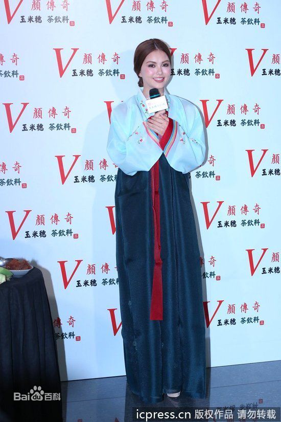 昆凌(Hannah Quinlivan)出席活动图片图集