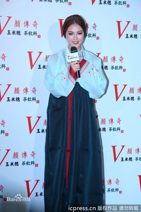 昆凌(Hannah Quinlivan)出席活动图片图集