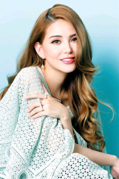 精选昆凌(Hannah Quinlivan)