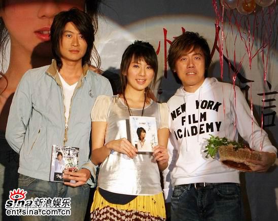 张宇(Phil Chang)和其他明星合照前后照片