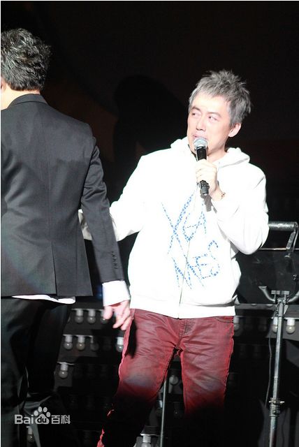 张宇(Phil Chang)2011助阵朋友演唱会图册