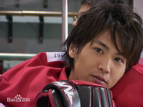 陈德烈影视中的前后照片