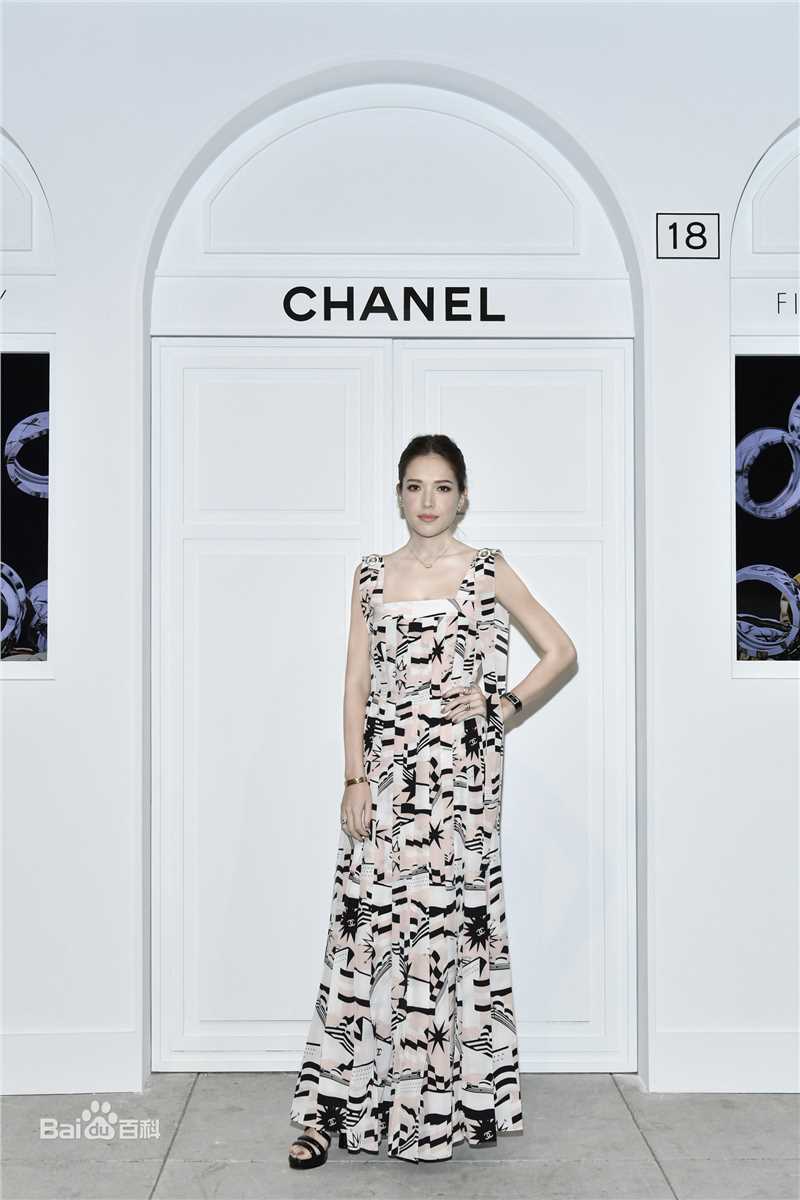 许玮甯(Tiffany Ann Hsu)参加活动前后照片