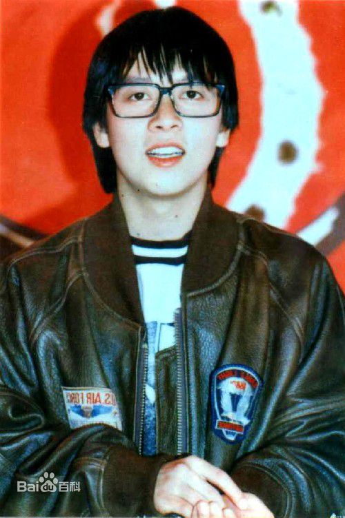 高清张雨生(Tom Zhang)在1988《天天想你》专辑照中的图集