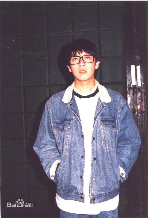 高清张雨生(Tom Zhang)在1988《天天想你》专辑照中的图集