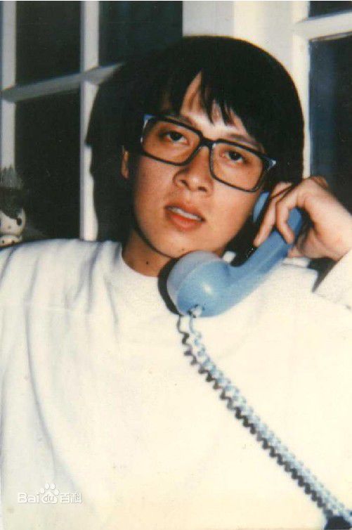 高清张雨生(Tom Zhang)在1988《天天想你》专辑照中的图集