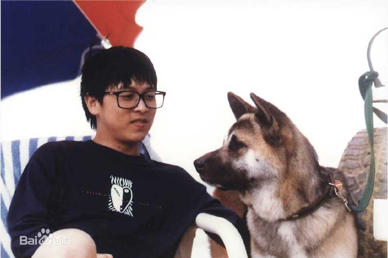 高清张雨生(Tom Zhang)在1989《想念我》专辑照中的图集