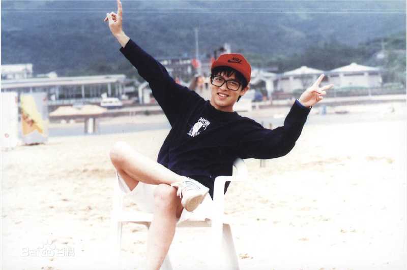高清张雨生(Tom Zhang)在1989《想念我》专辑照中的图集
