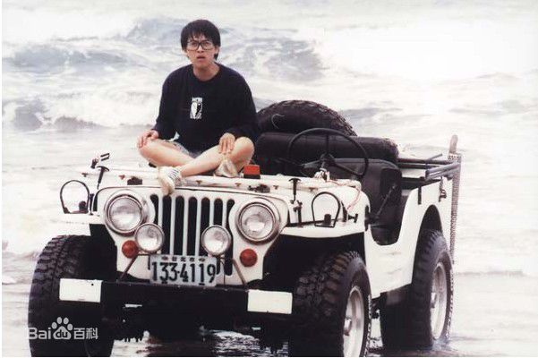 高清张雨生(Tom Zhang)在1989《想念我》专辑照中的图集