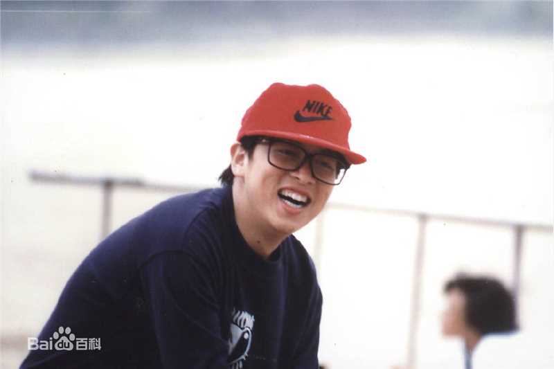高清张雨生(Tom Zhang)在1989《想念我》专辑照中的图集