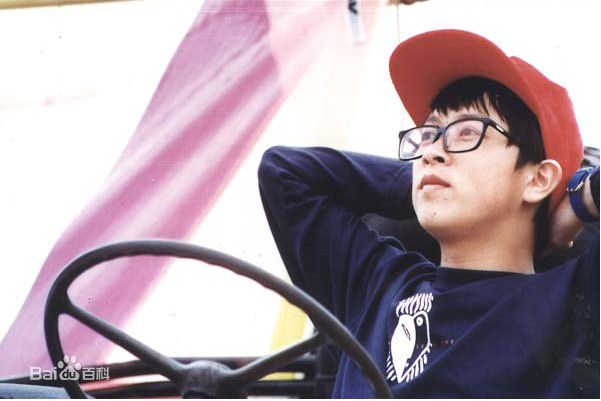 高清张雨生(Tom Zhang)在1989《想念我》专辑照中的图集